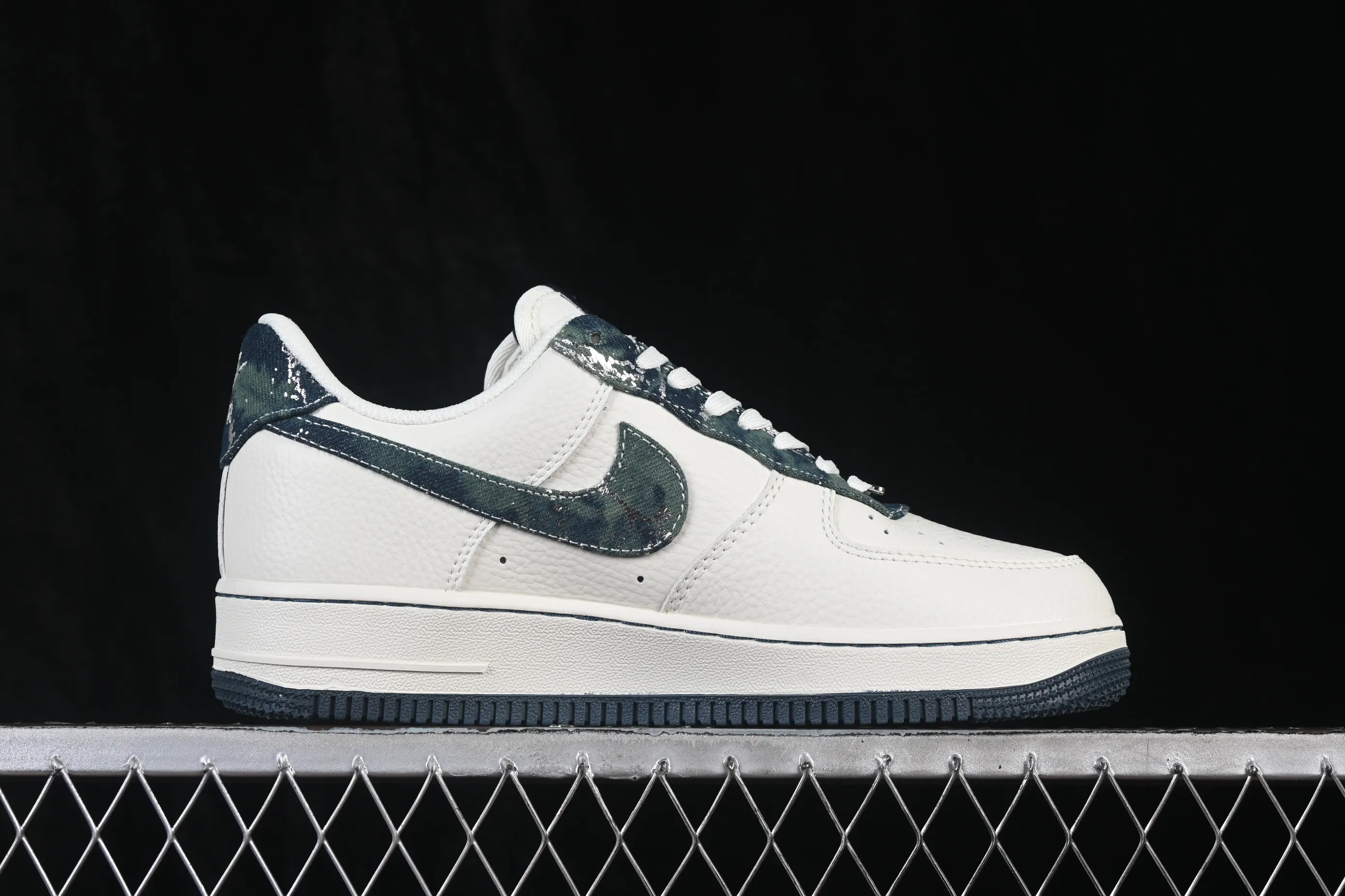All categories Nk Air Force 1 Air Force series Nk Air Force 1 Low Air Force low-top Nike Air Force 1'07 Low Air Force 1 low-top casual sneakers XY9205-014